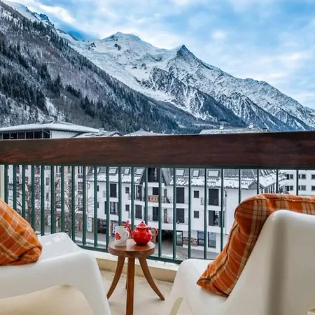 Apartment With Balcony And Mountain View *